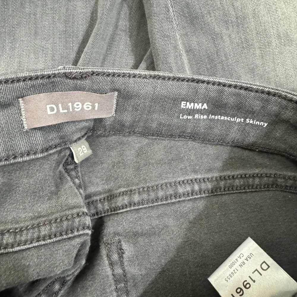 DL1961 Emma Low Rise Instasculpt Skinny Jeans Gray Charcoal Denim Pants - Picture 11 of 11